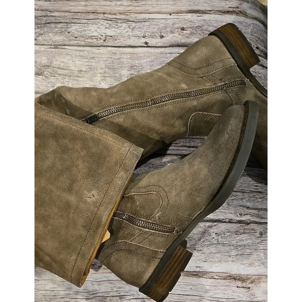 New Børn Women’s Size 6M Taupe Dstrssd Leather Tall Riding Boots Over Knee NIB